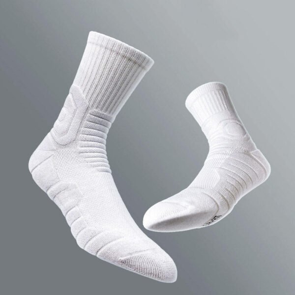 Professional Practical Quilted Basketball Athletic Socks