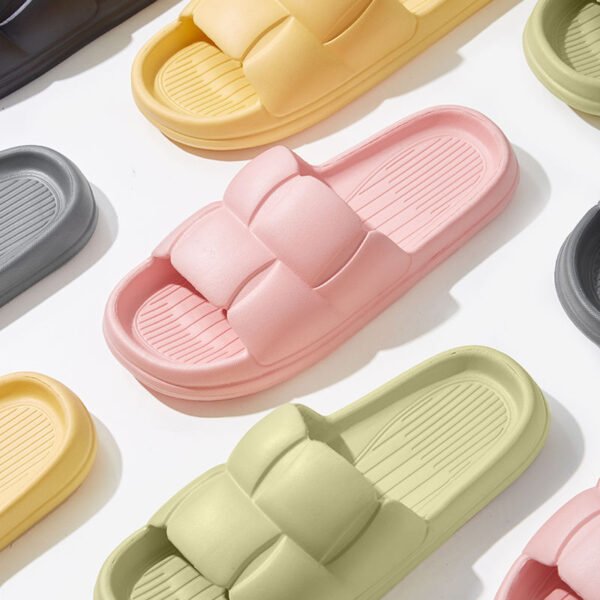 Hffded2f19b9949a5943f47d21b08fd21i.jpg Non-slip Unisex Flip-flops Sandals Soft Mute EVA Indoor Slides random colour